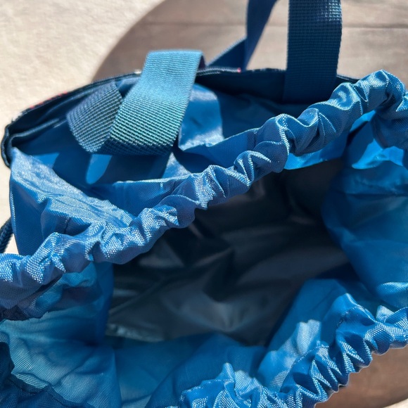 👜 BUILT Grace Lunch Tote | BPA-Free - Picture 4 of 4